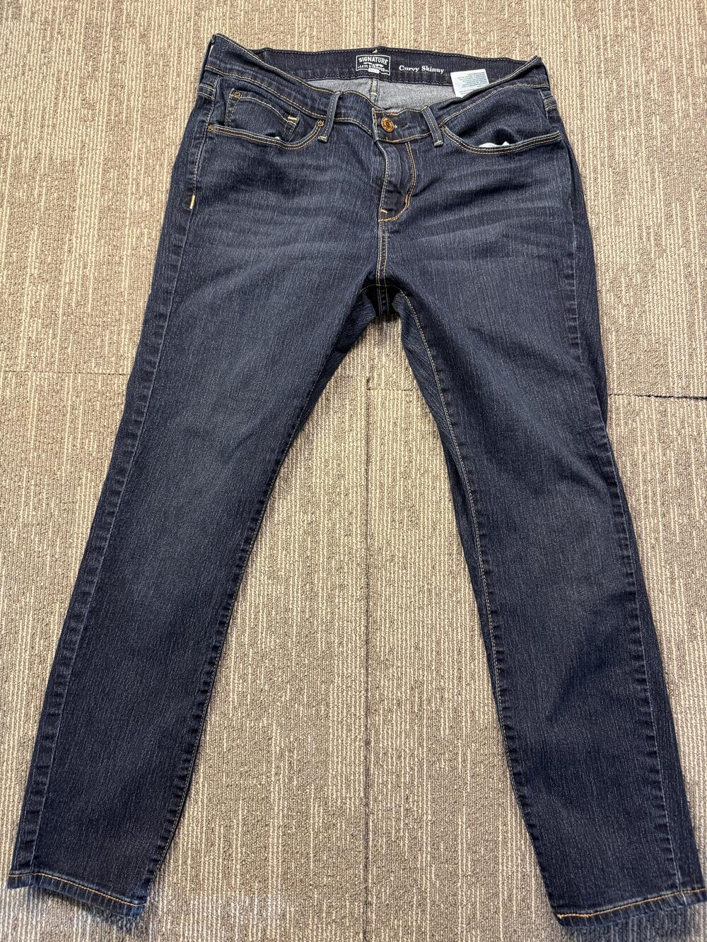 Signature By Levi Strauss & Co Jeans Womens 31 Blue Dark Wash Curvy Skinny